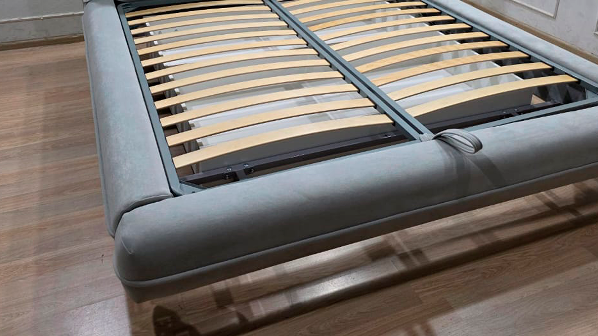 Без имениа-1